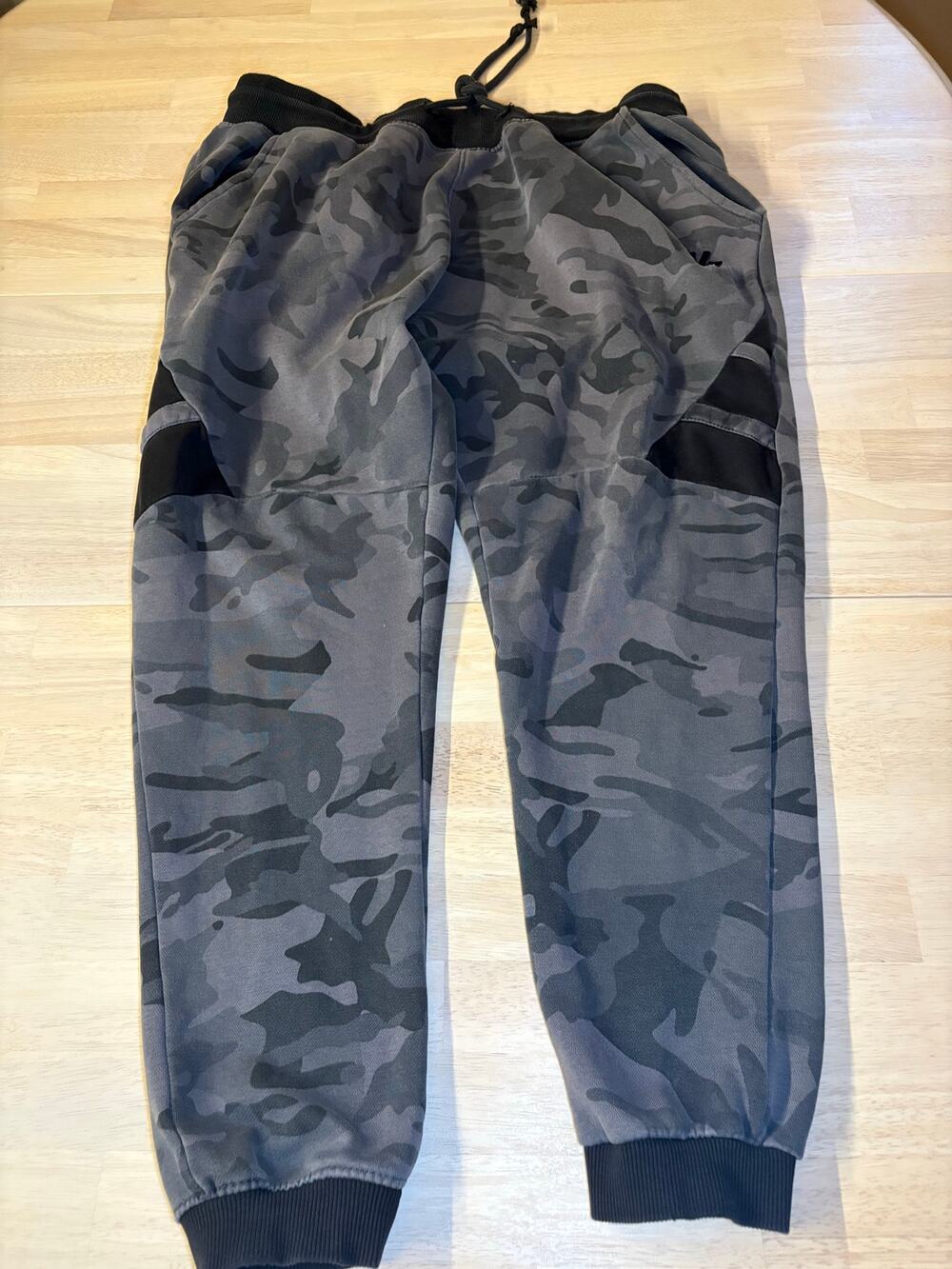 YoungLA Mens XL Camo Joggers Sweatpants Charcoal Grey Fleece Gym Workout⁠